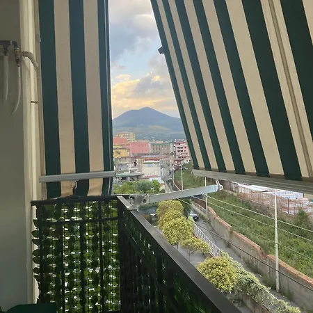 La Casa Di Poppea-view Of Vesuvius * Torre Annunziata